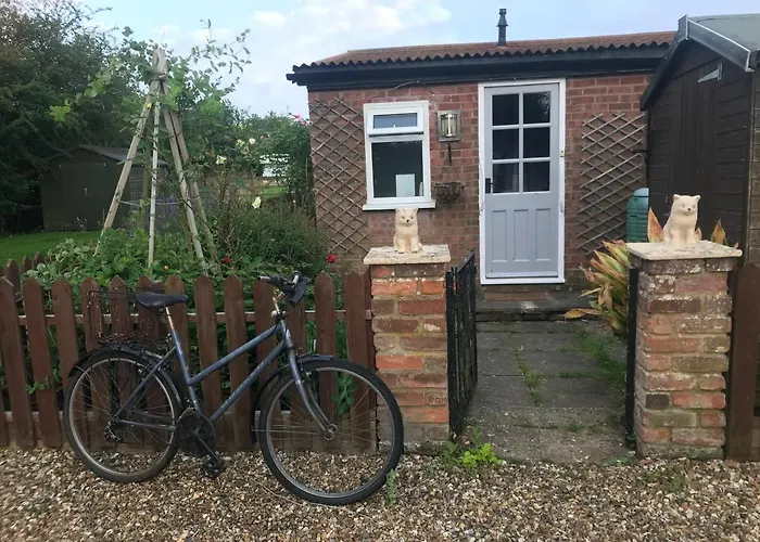 The Homestead, Cliff-En-Howe Rd, Pott Row, Kings Lynn